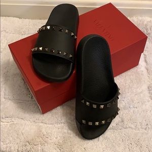 Valentino Rockstud Slides